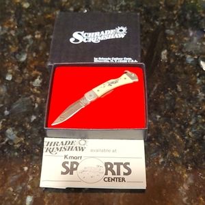 Collectable Schrade Scrimshaw Knife